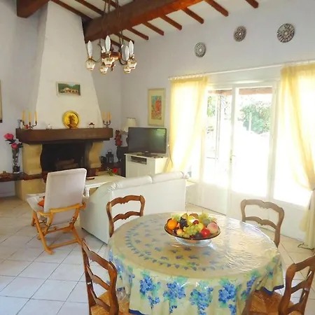 Villa Grande Provencale Pour 10 Personnes Avec Piscine *